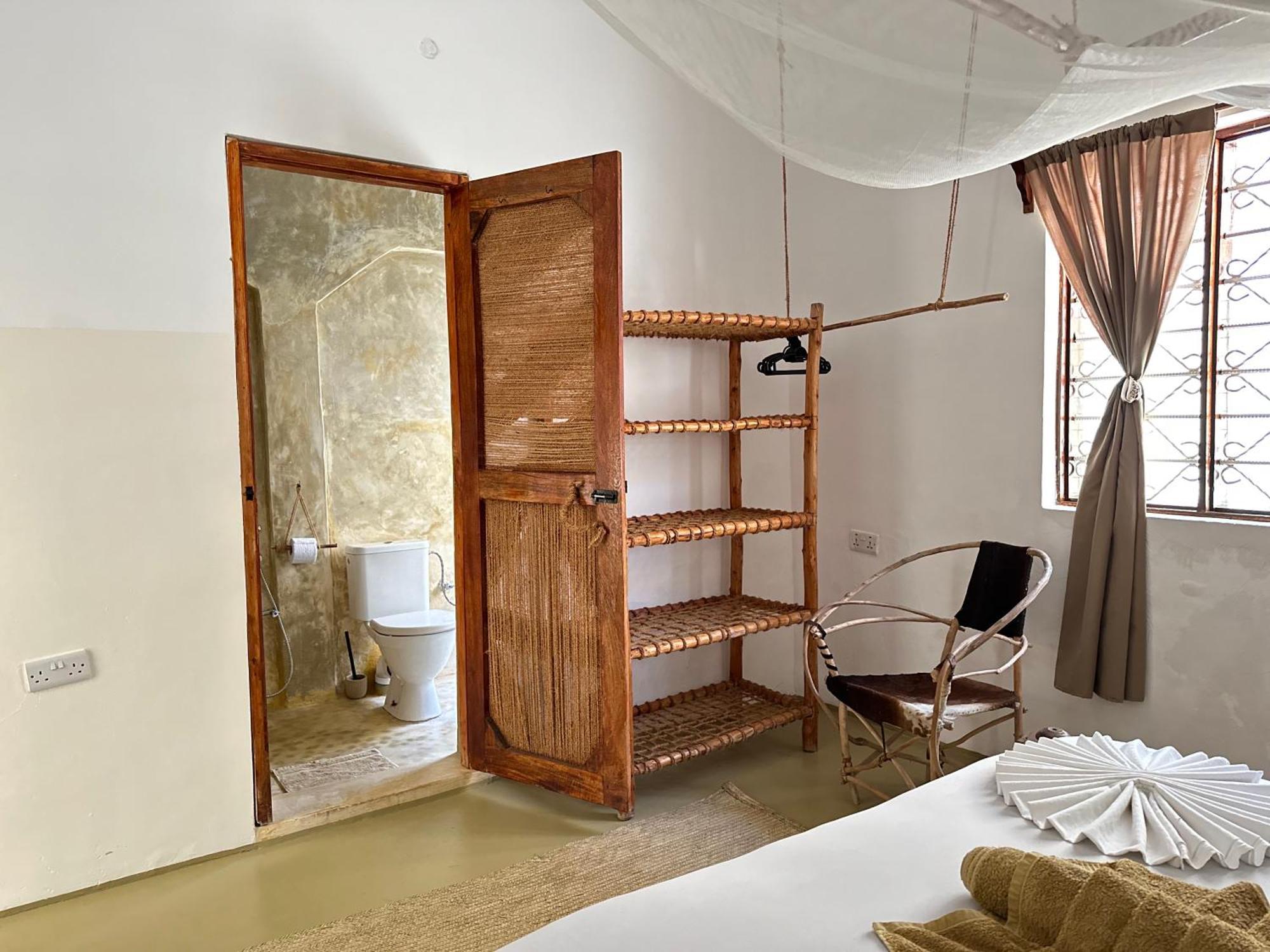 Mlango Paje House II Bed and Breakfast Eksteriør billede