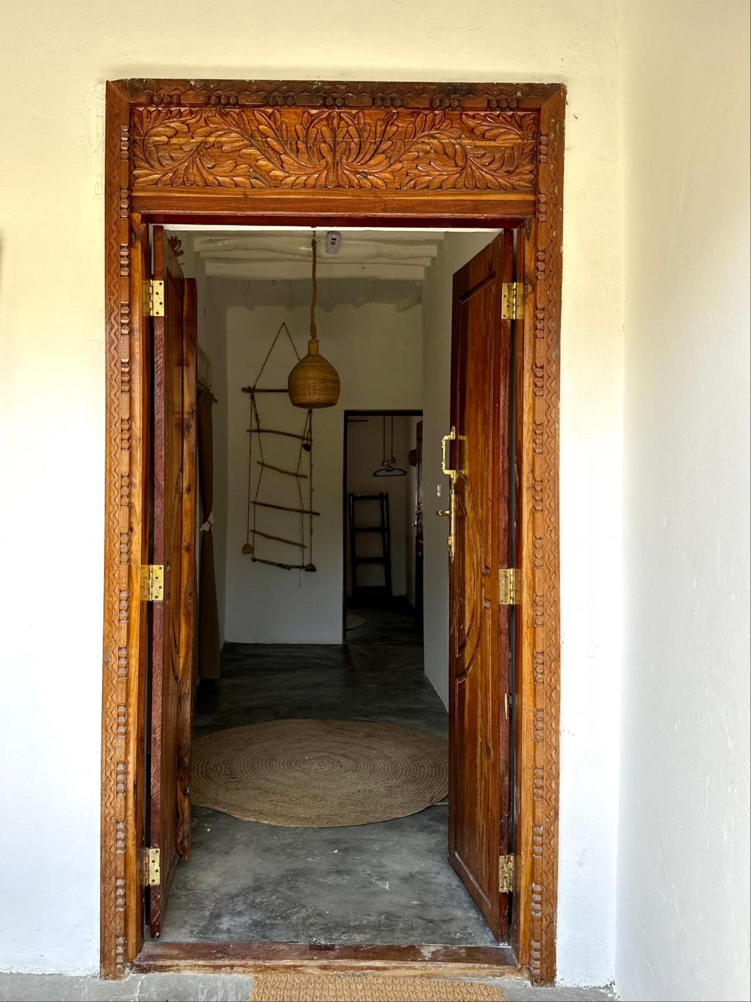 Mlango Paje House II Bed and Breakfast Eksteriør billede
